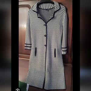 Elegant Black and White Houndstooth Coat